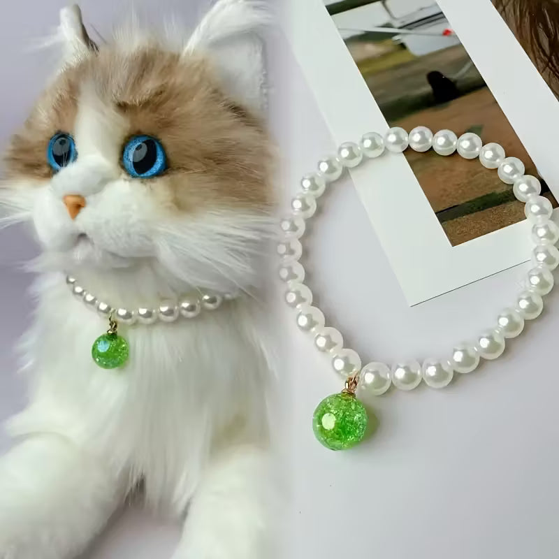 Pearl cat collar with pendant