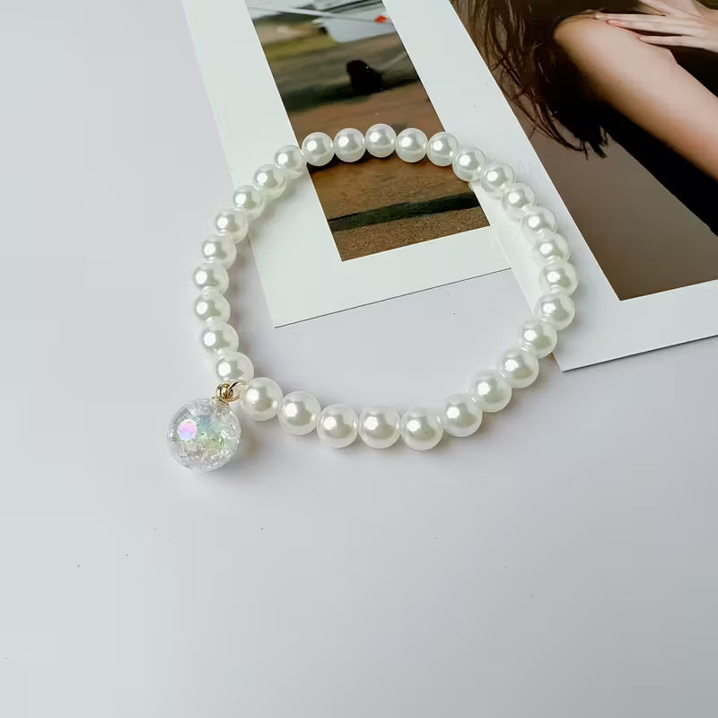 Pearl cat collar with pendant