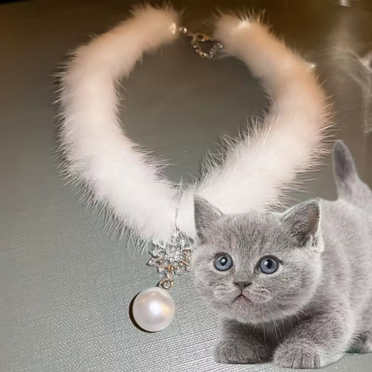 Elegant White Feather & Pearl Cat Collar
