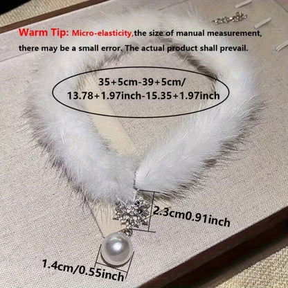 Elegant White Feather & Pearl Cat Collar